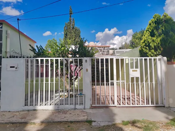 VENTA DE CASA EN BARRIO DE LA MAGDALENA FRACC. LOS SABINOS TX-2484-80