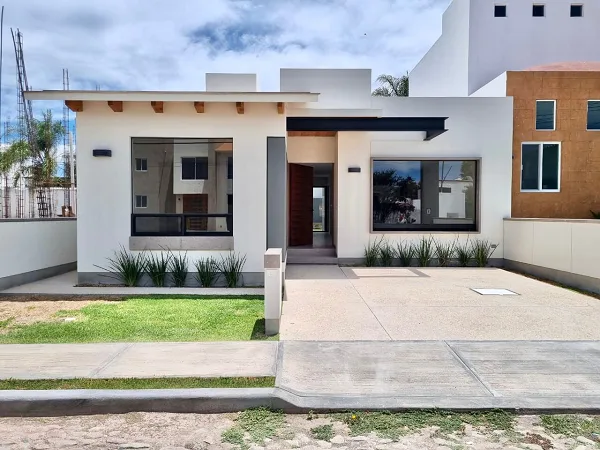 CASA EN VENTA EN FRACC. HACIENDAS RESIDENCIALES EN TEQUISQUIAPAN QRO.