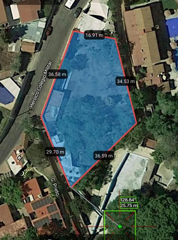 TERRENO EN VENTA EN CALLE COLEGIO MILITAR EN TEQUISQUIAPAN QRO.
