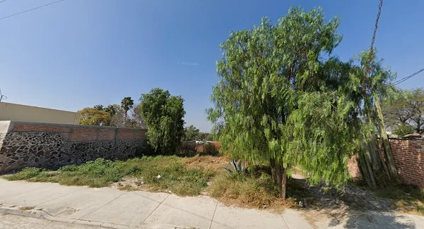 EN VENTA TERRENO EN BARRIO DE LA MAGDALENA EN TEQUISQUIAPAN QRO