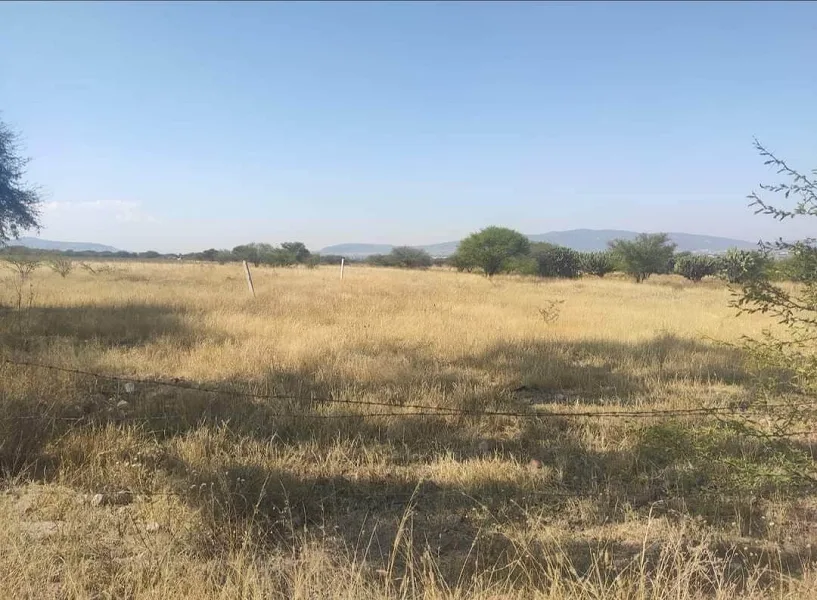 TERRENO EN VENTA CAMINO AL CERRITO EN TEQUISQUIAPAN QRO.