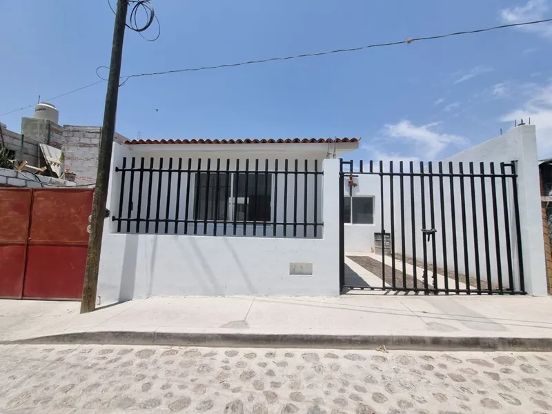 CASA EN VENTA EN BORDO BLANCO TEQUISQUIAPAN QRO. -82