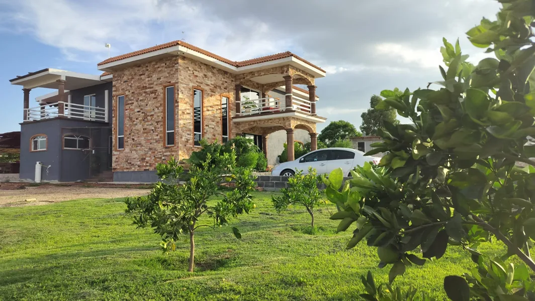 ESPECTACULAR CASA EN VENTA FUENTEZUELAS – TEQUISQUIAPAN, QRO.